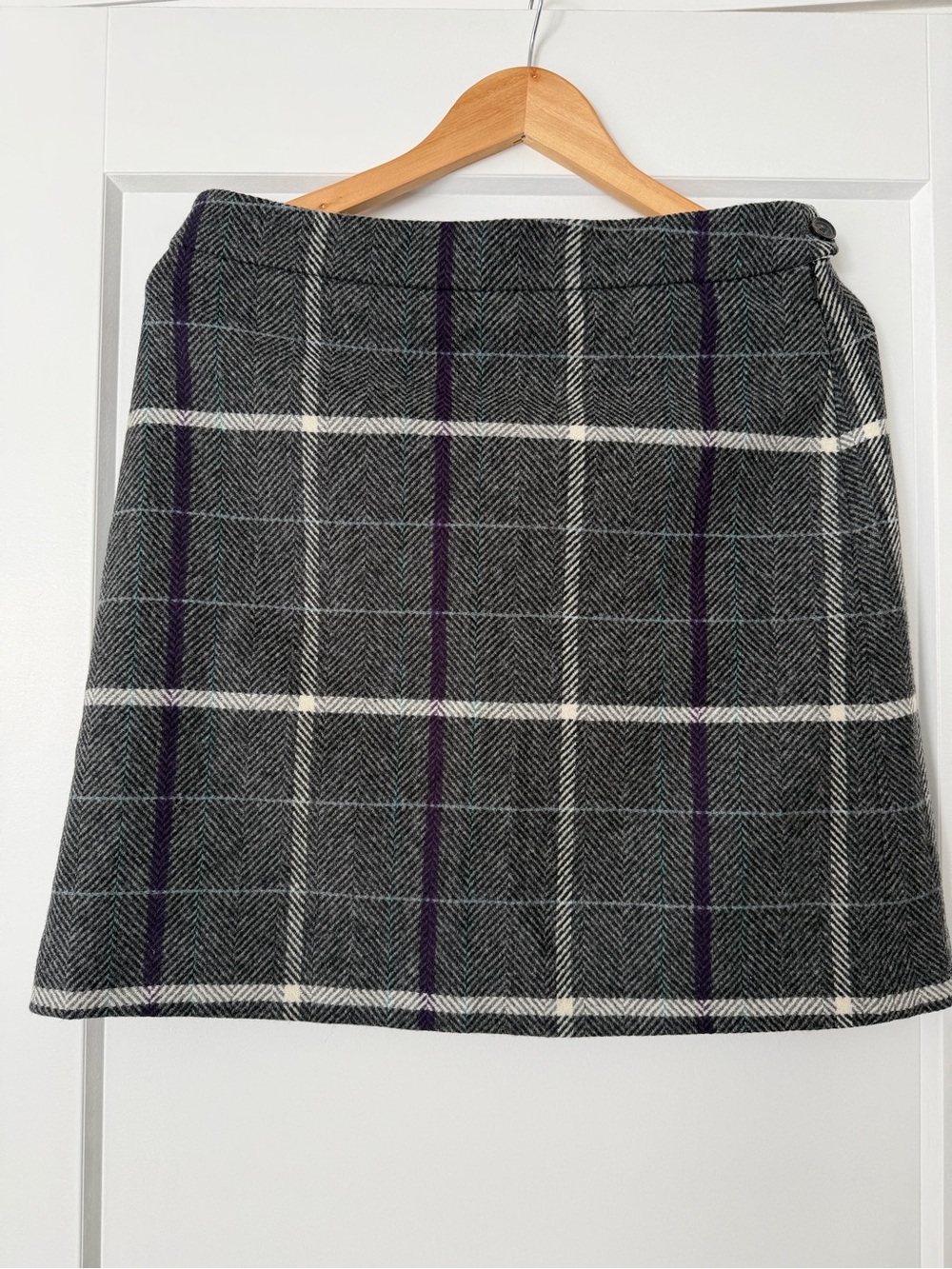 Brooks Brothers Gray Plaid A-Line Skirt with Purple Accents